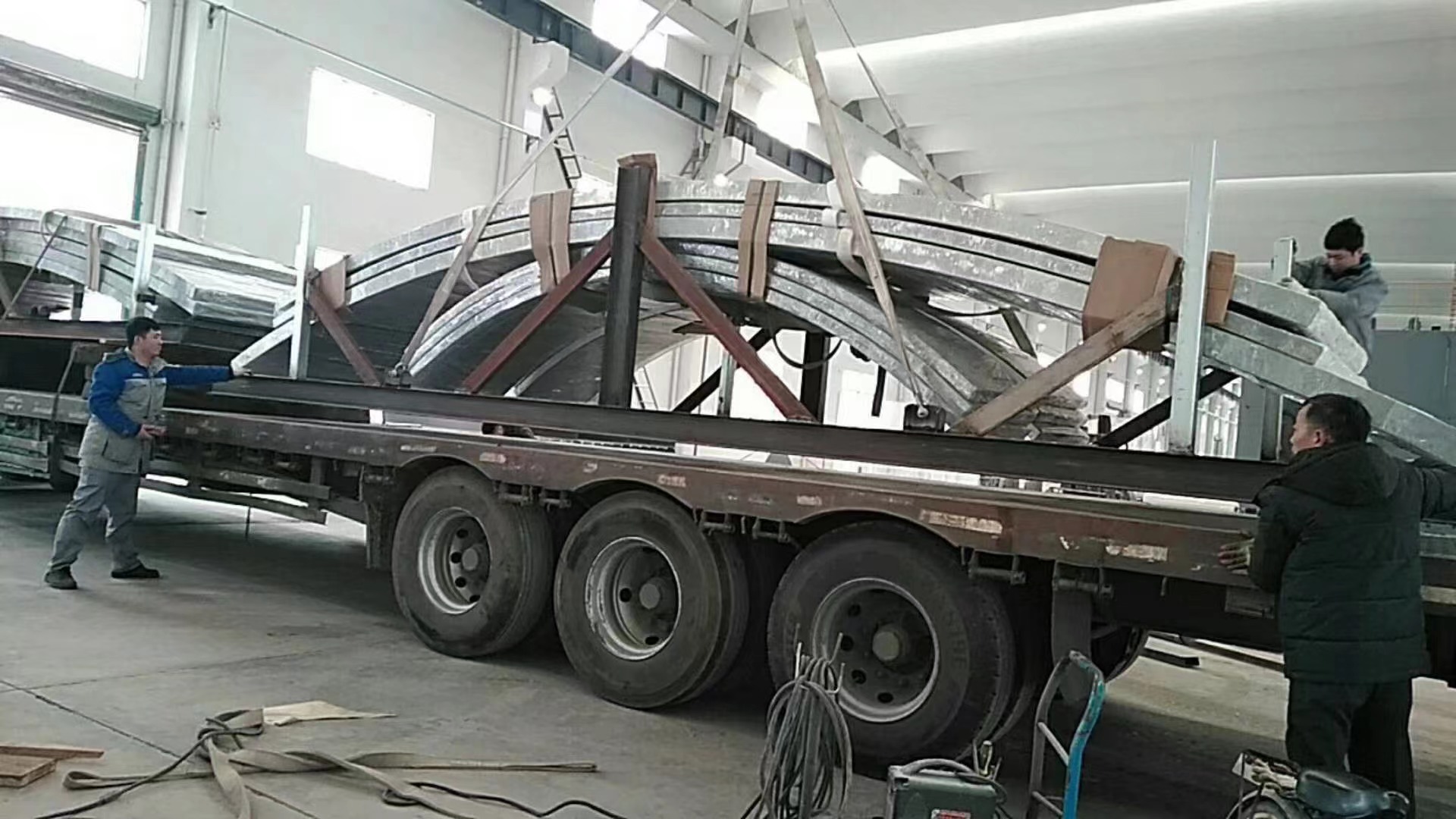 Thường xuyên tin tốt trong lô hàng đóng gói acrylic, Tiên phong công nghiệp lại tỏa sáng
